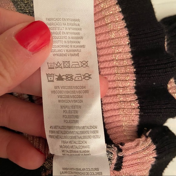 EUC Primark rose/black/gold turtleneck sweater - Picture 2 of 3